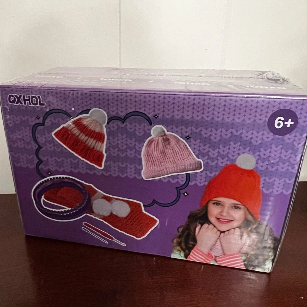 QXHOL  Knit Hat Scarf Knitting Loom Kit - DIY Craft Kit for Beginner new in box